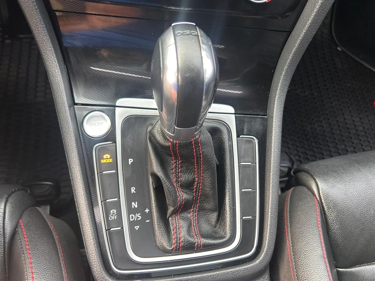 Volkswagen GTI  2015