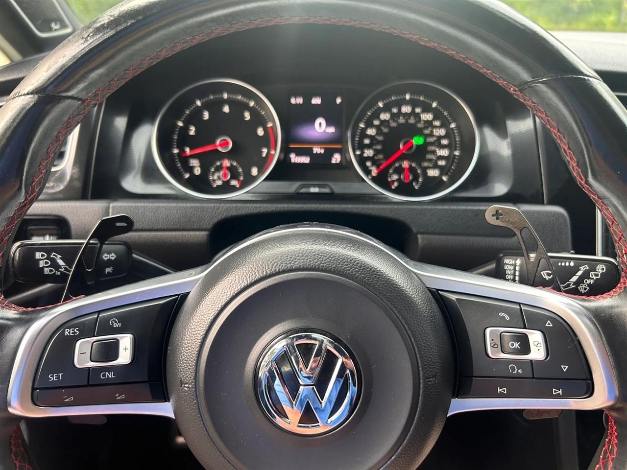 Volkswagen GTI  2015