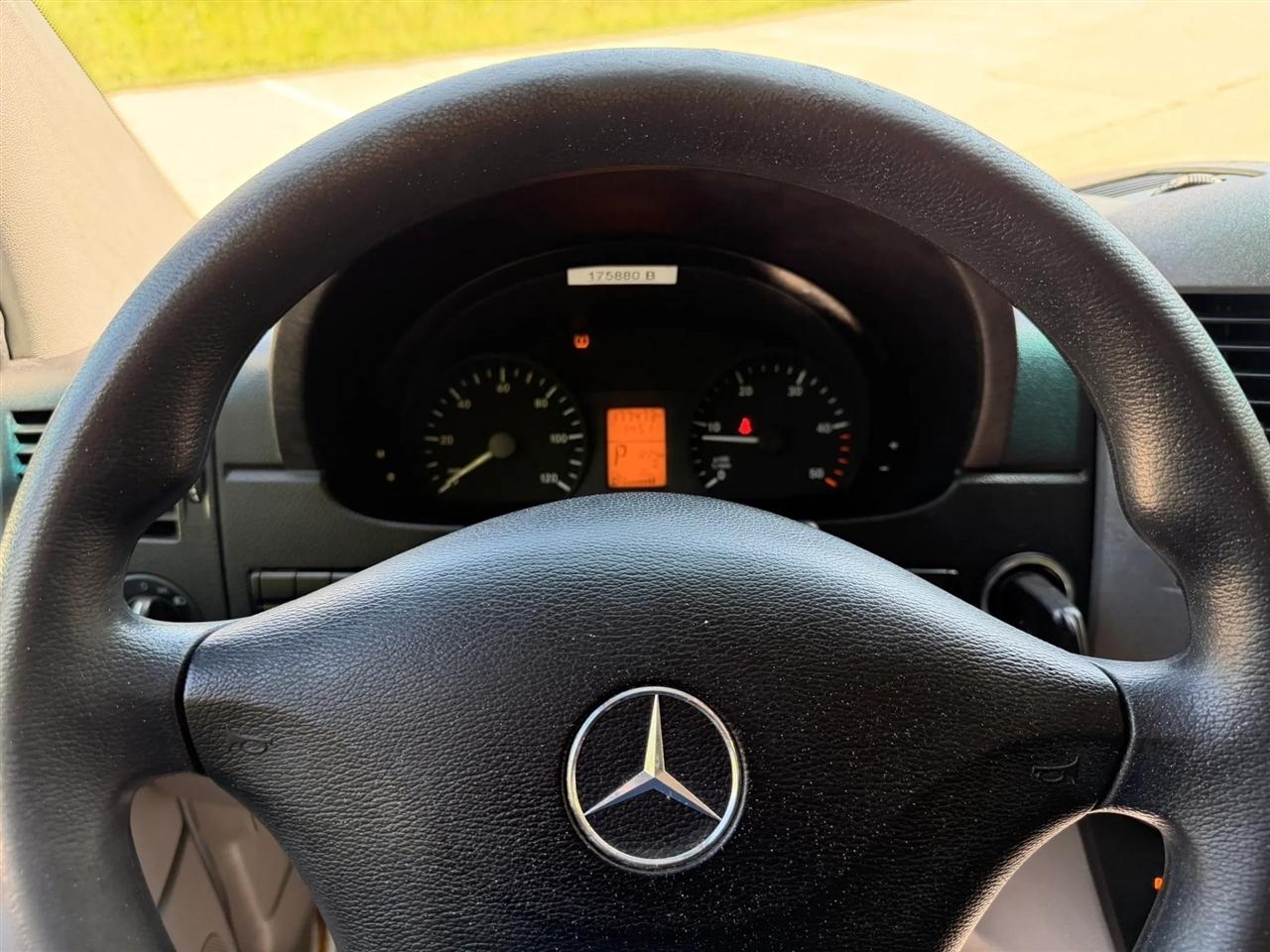 Mercedes-Benz Sprinter  2016