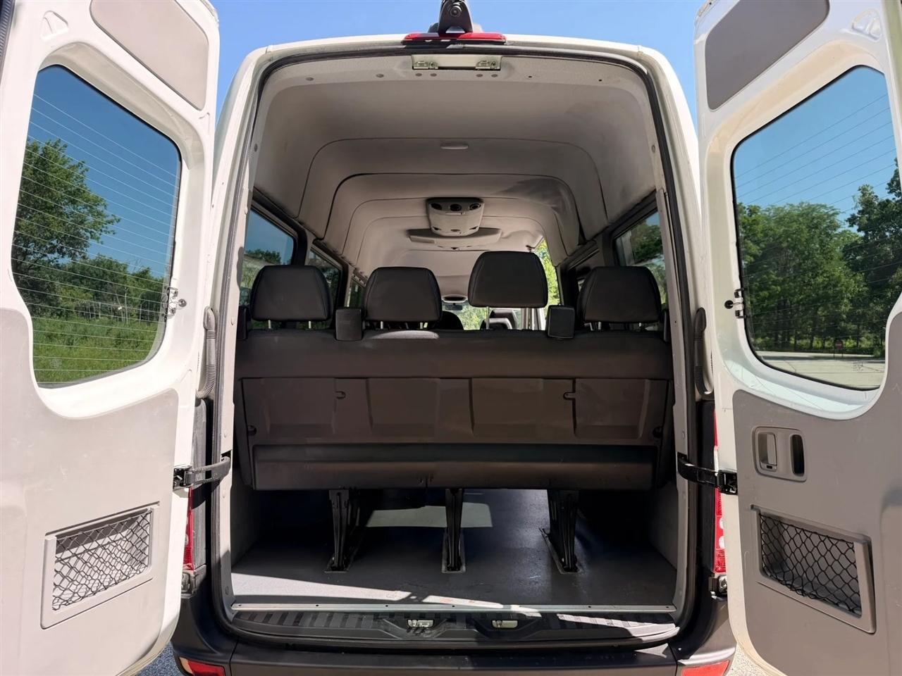 Mercedes-Benz Sprinter  2016