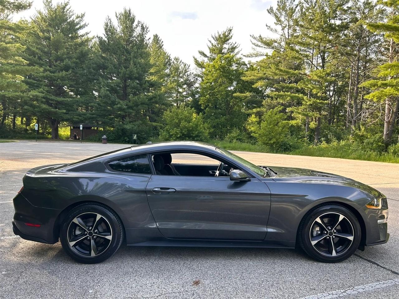 Ford Mustang  2018