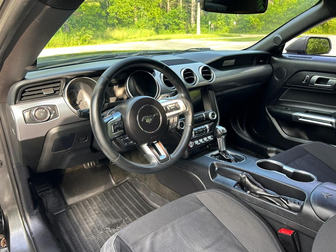 Ford Mustang  2018