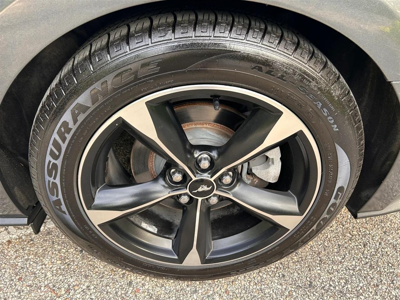 Ford Mustang  2018