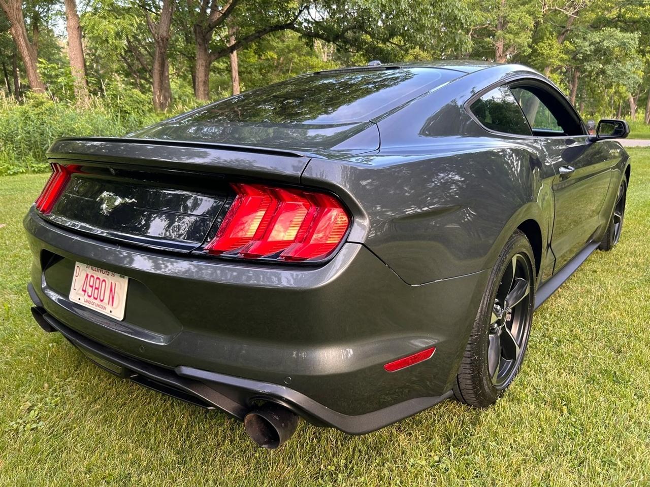 Ford Mustang  2018