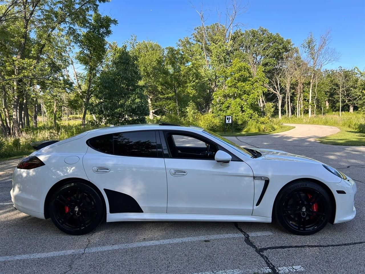 Porsche Panamera  2012