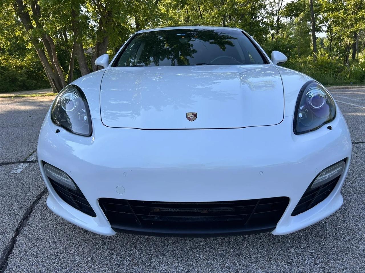 Porsche Panamera  2012