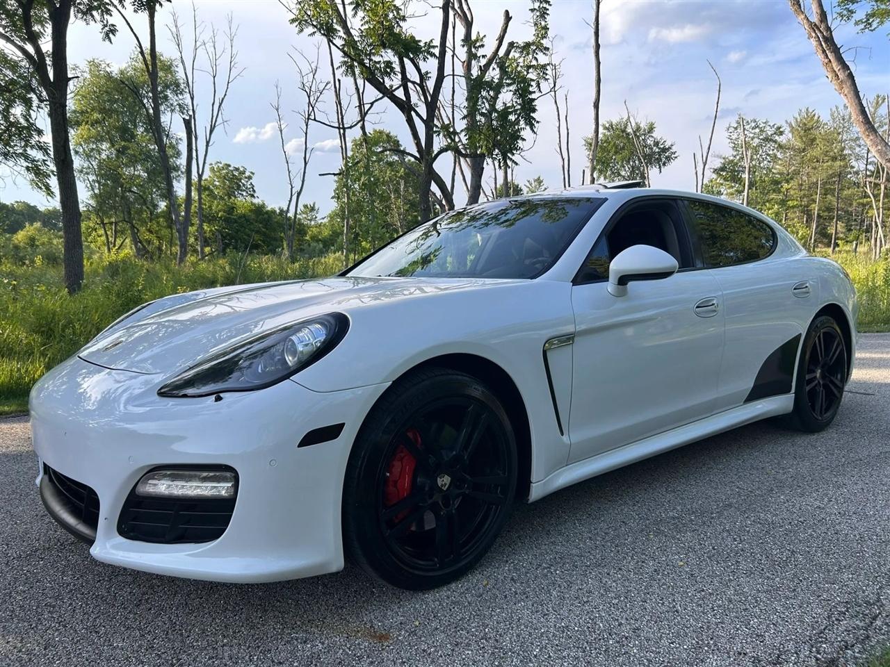 Porsche Panamera  2012