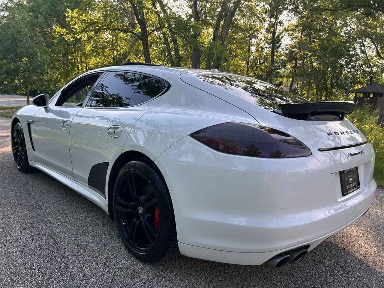 Porsche Panamera  2012