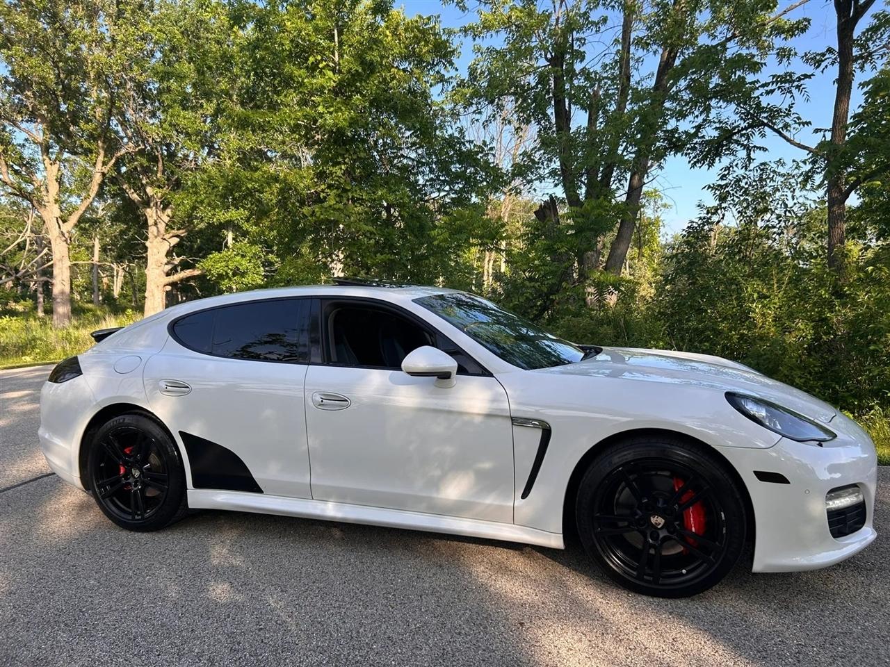 Porsche Panamera  2012