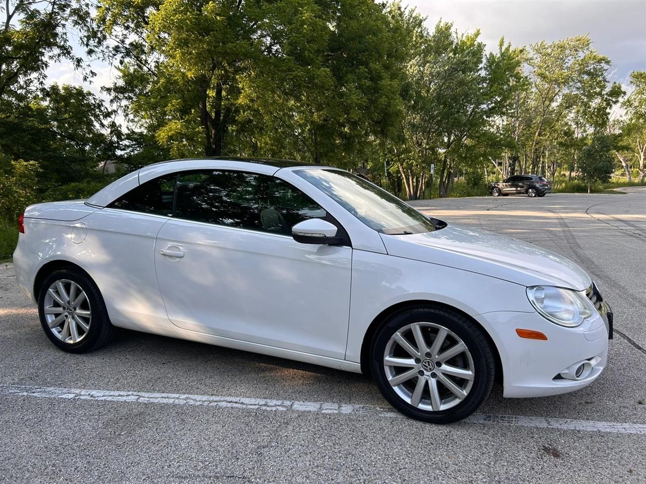 Volkswagen Eos  2011