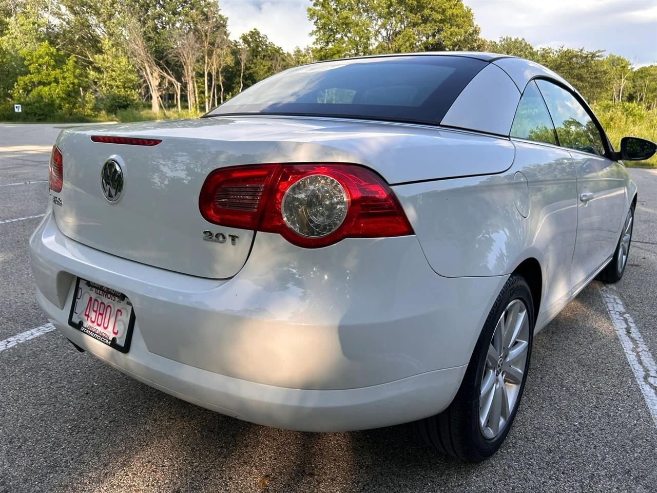 Volkswagen Eos  2011