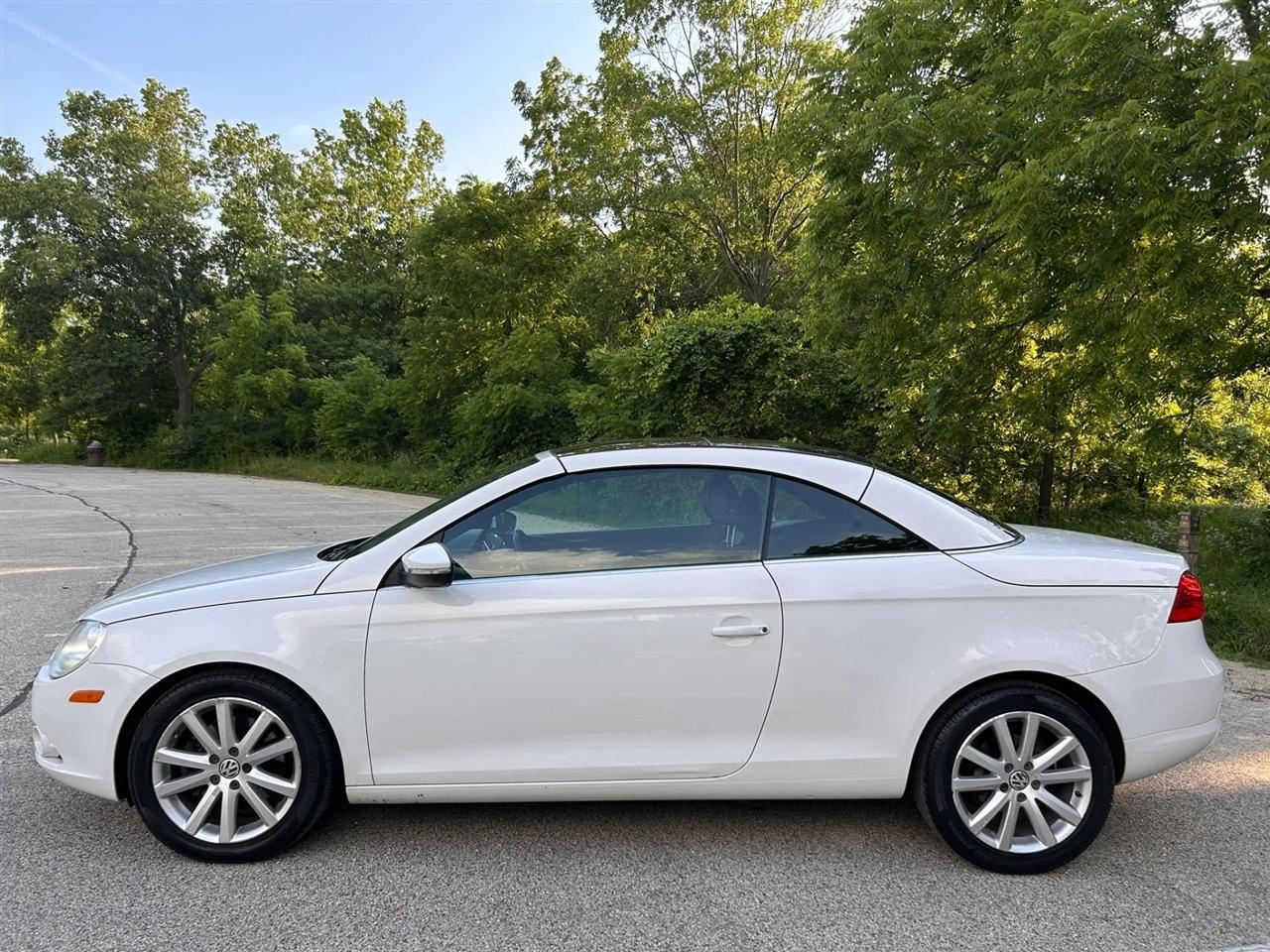 Volkswagen Eos  2011