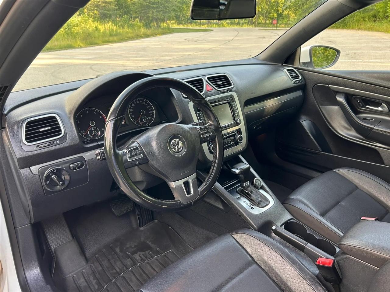 Volkswagen Eos  2011