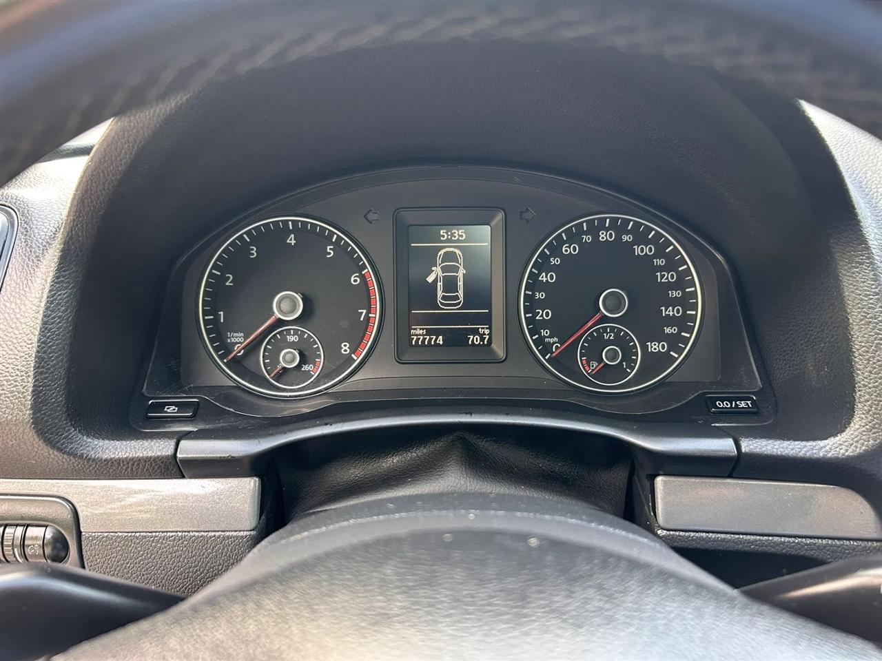 Volkswagen Eos  2011