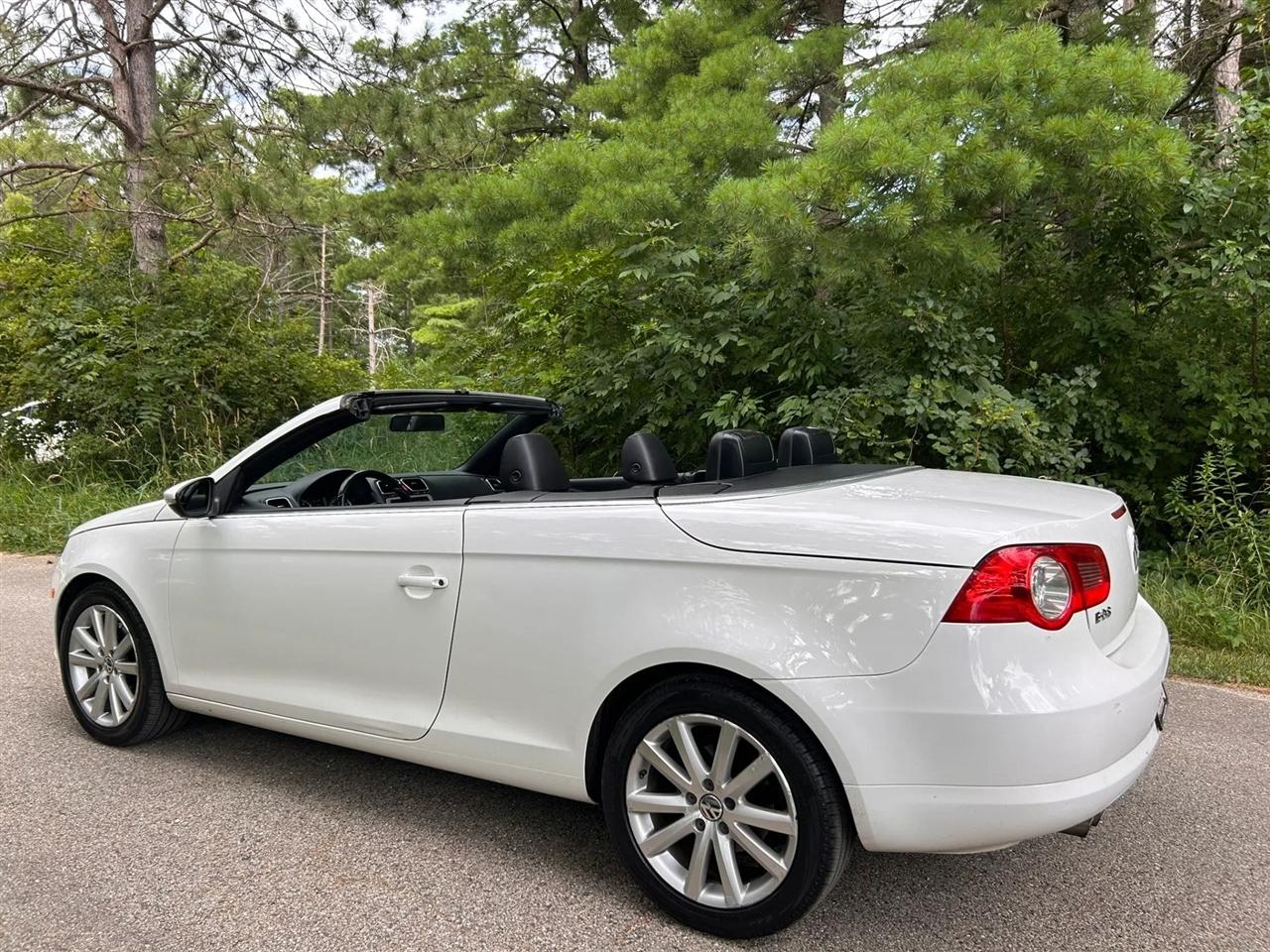 Volkswagen Eos  2011