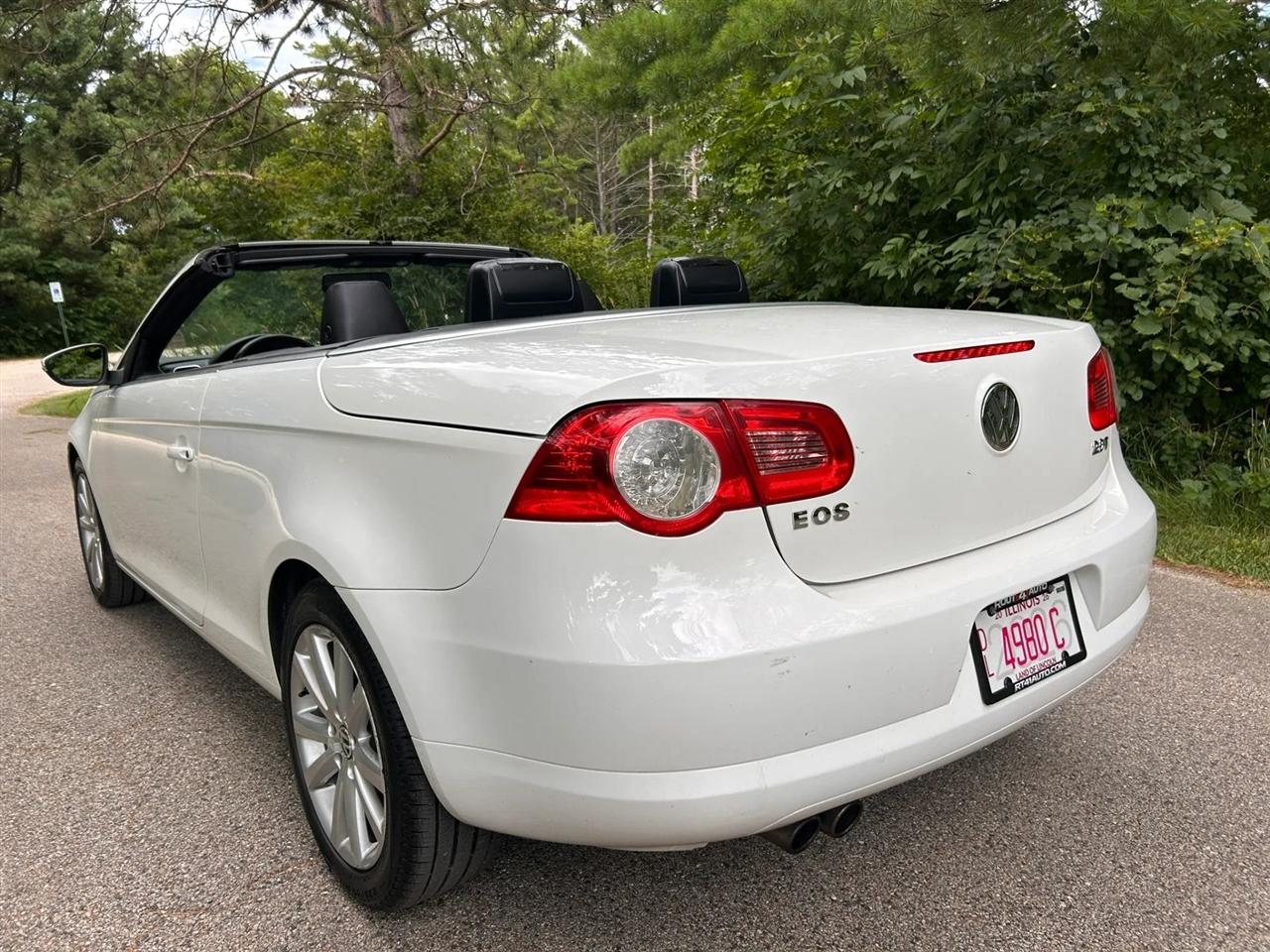 Volkswagen Eos  2011