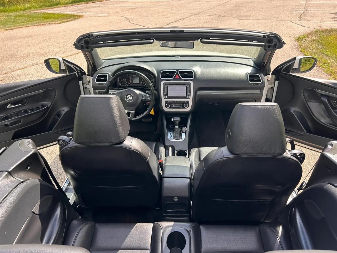 Volkswagen Eos  2011