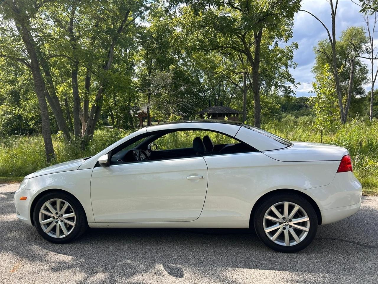 Volkswagen Eos  2011