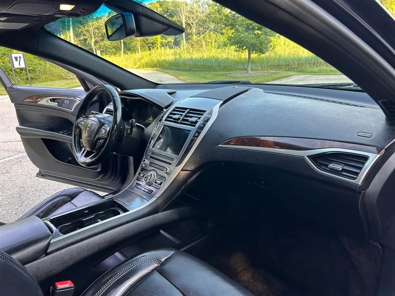 Lincoln MKZ  2017