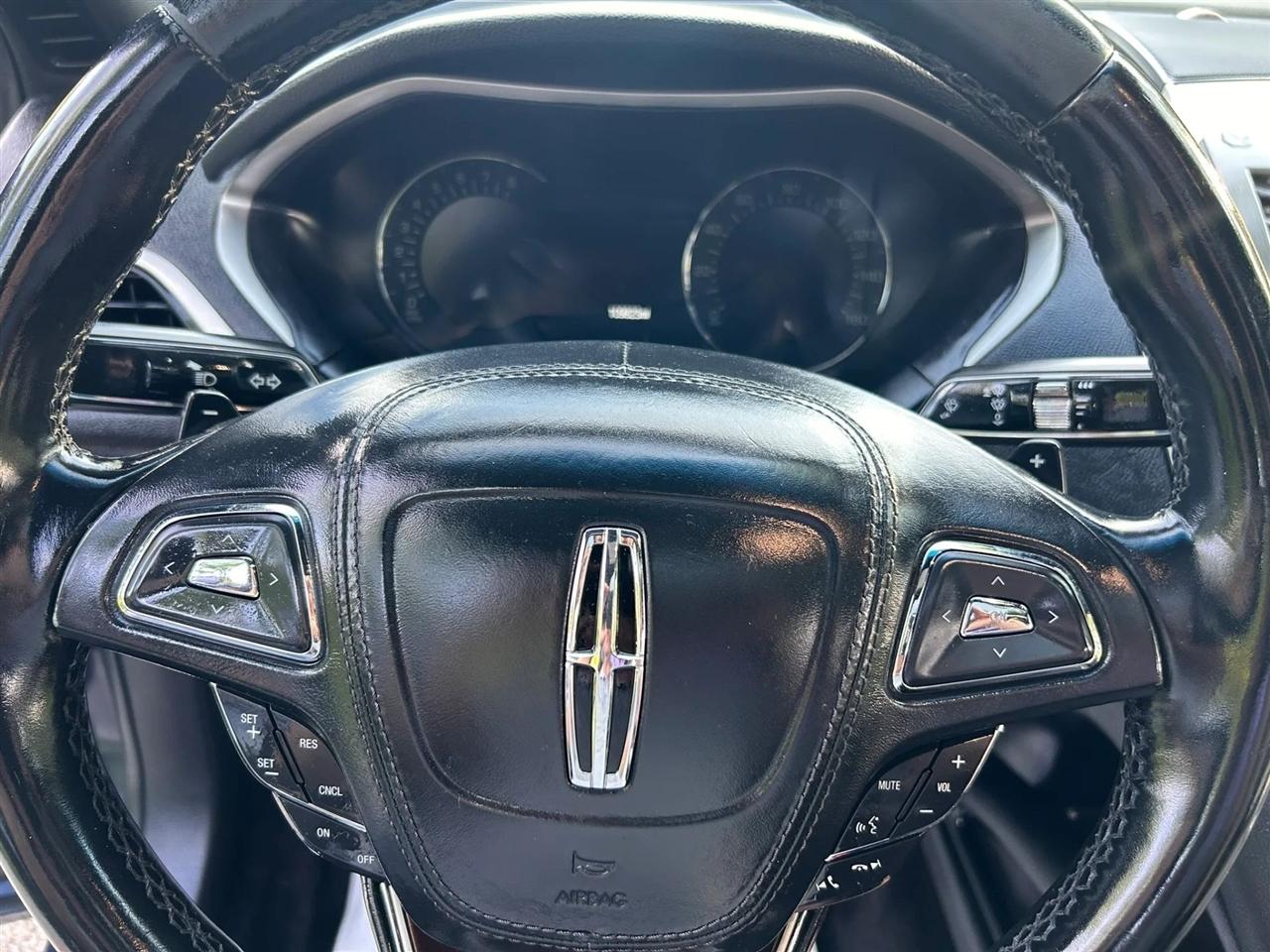 Lincoln MKZ  2017