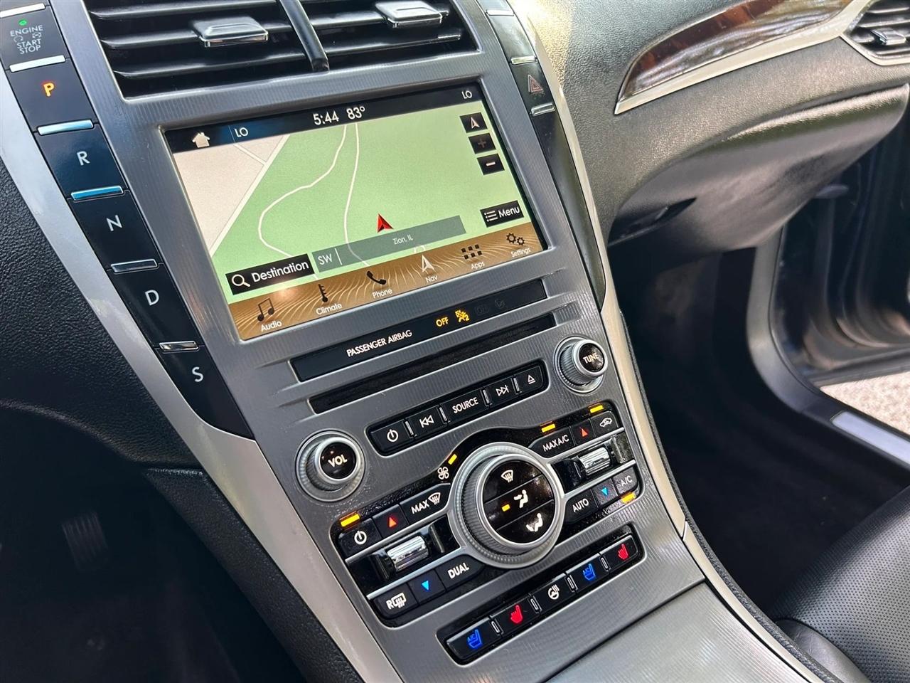 Lincoln MKZ  2017