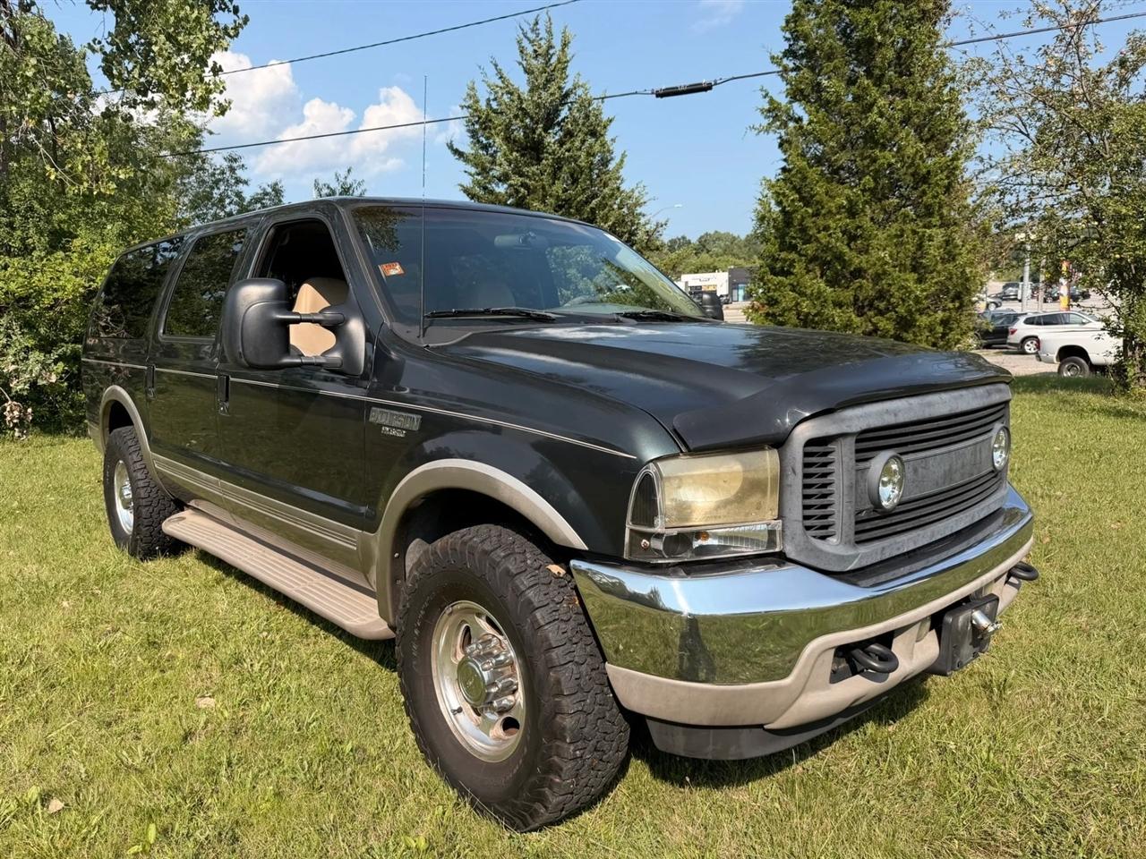 Ford Excursion  2001