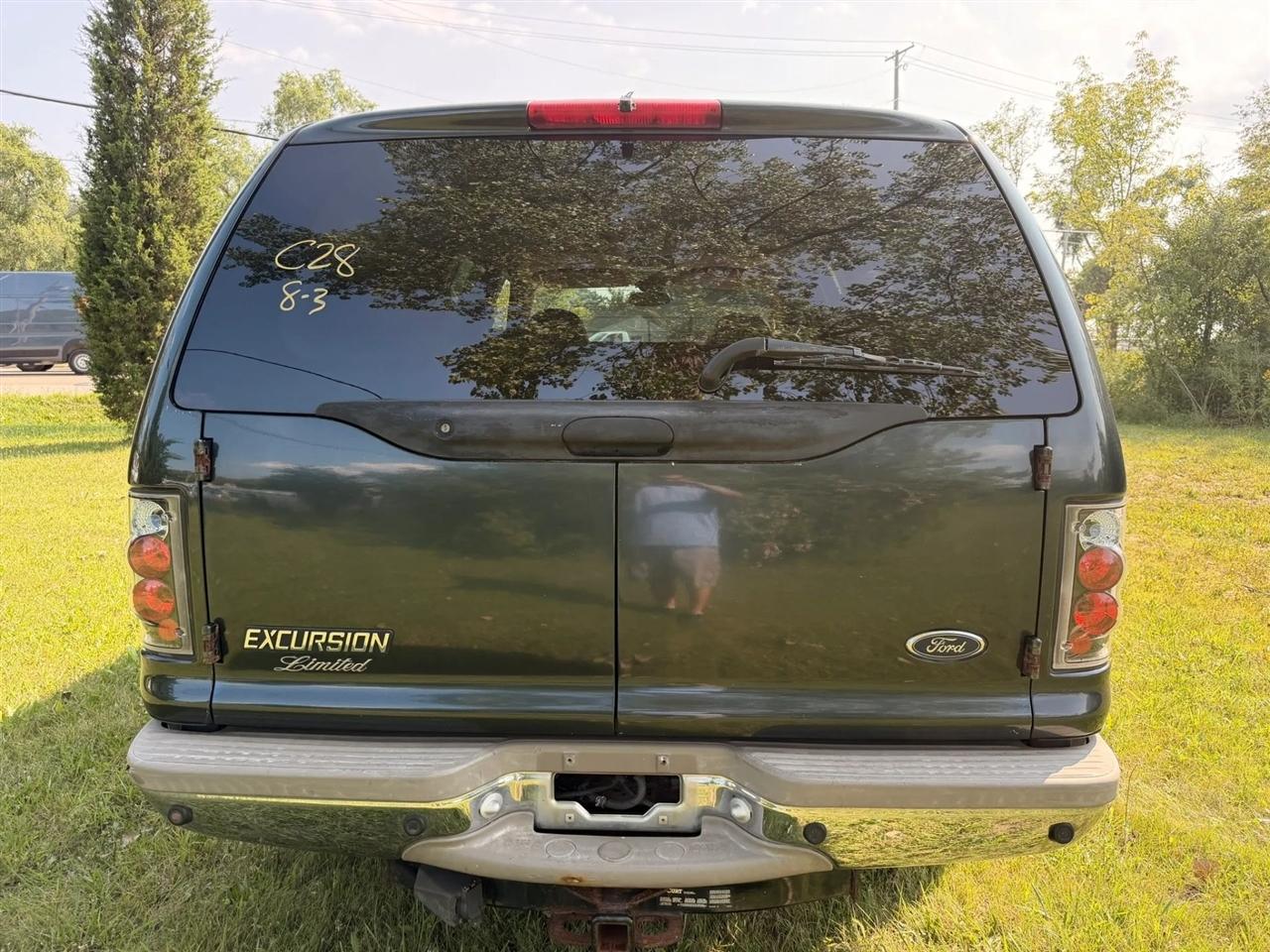 Ford Excursion  2001