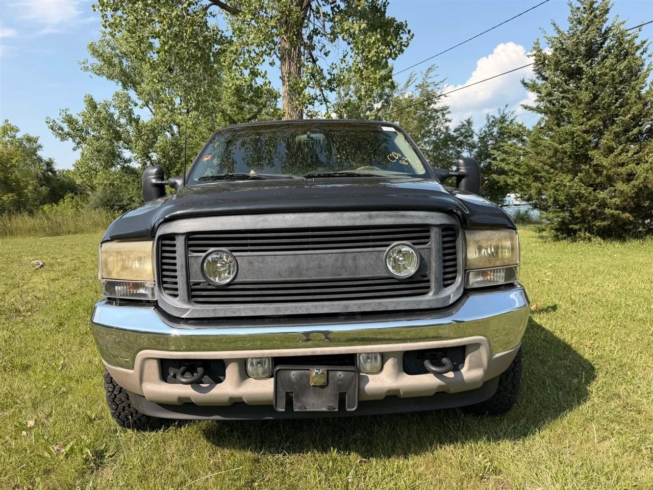 Ford Excursion  2001