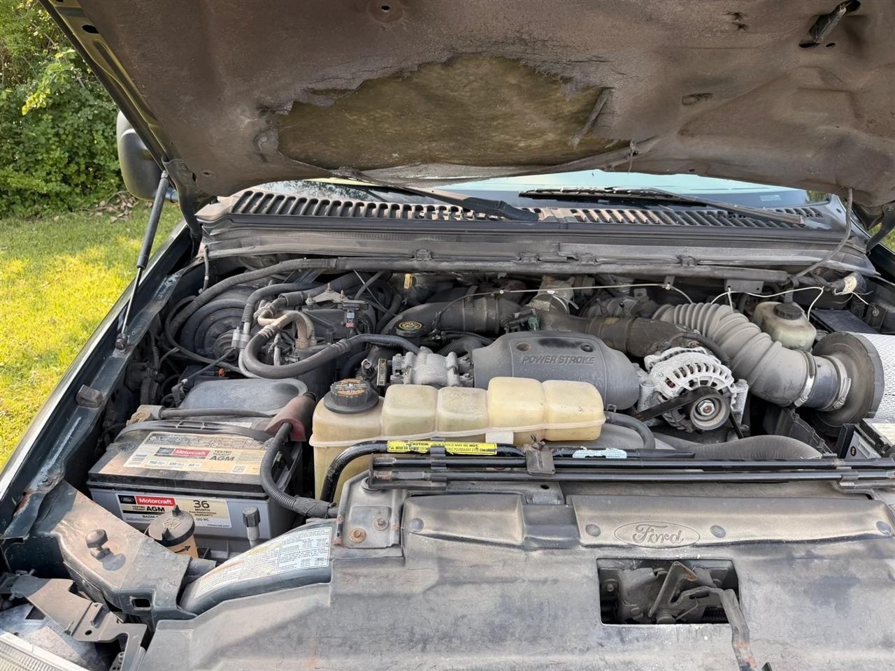 Ford Excursion  2001