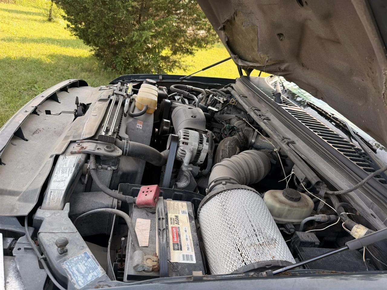 Ford Excursion  2001