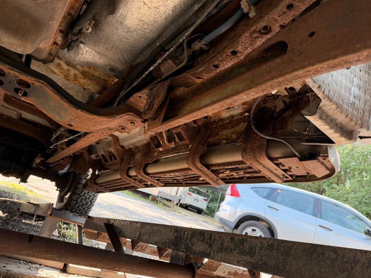 Ford Excursion  2001