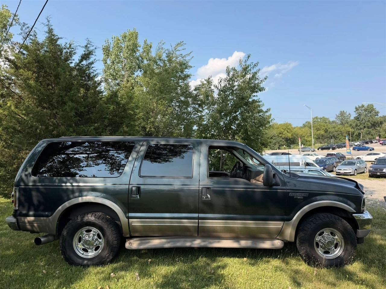 Ford Excursion  2001