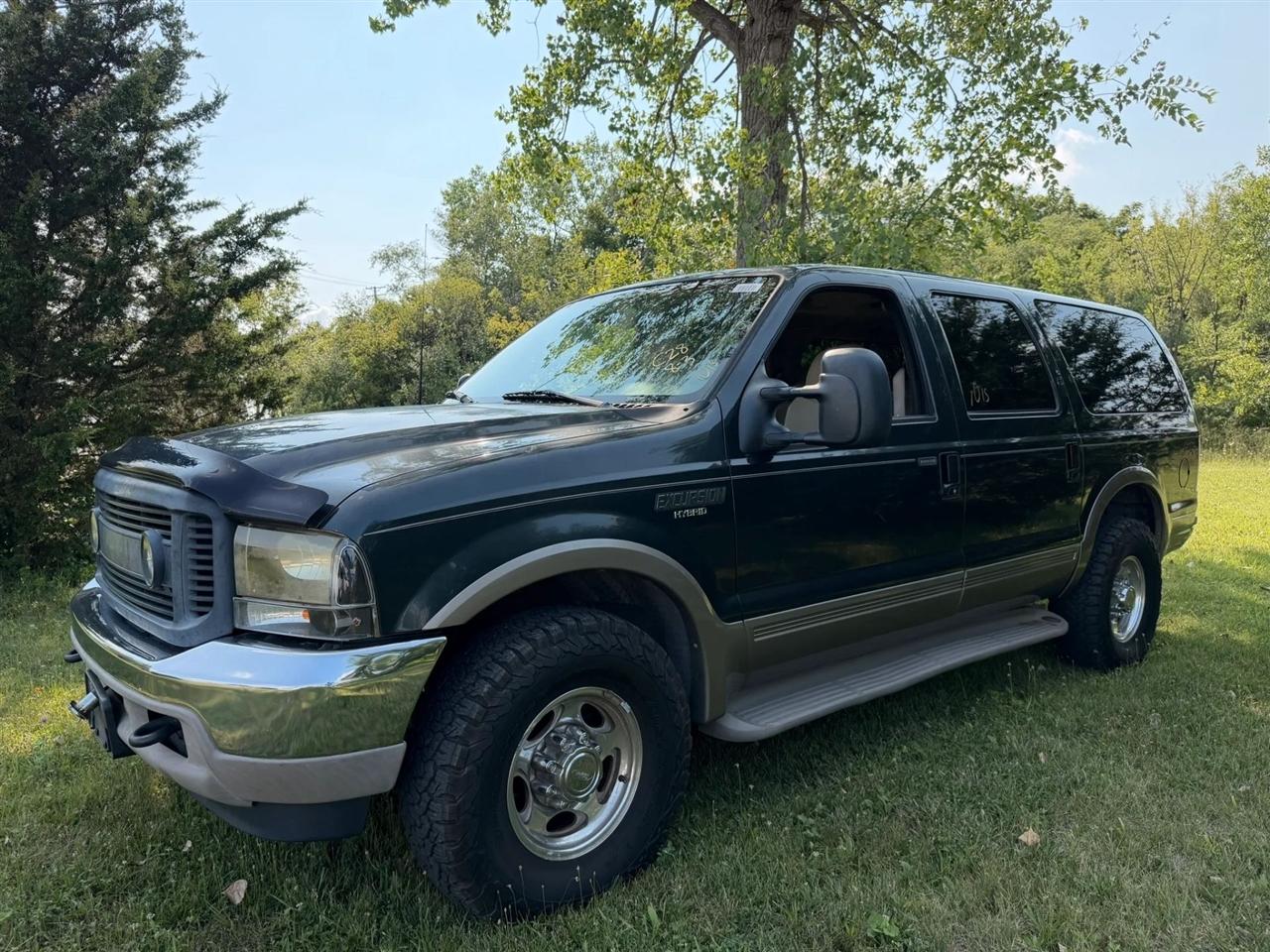 Ford Excursion  2001