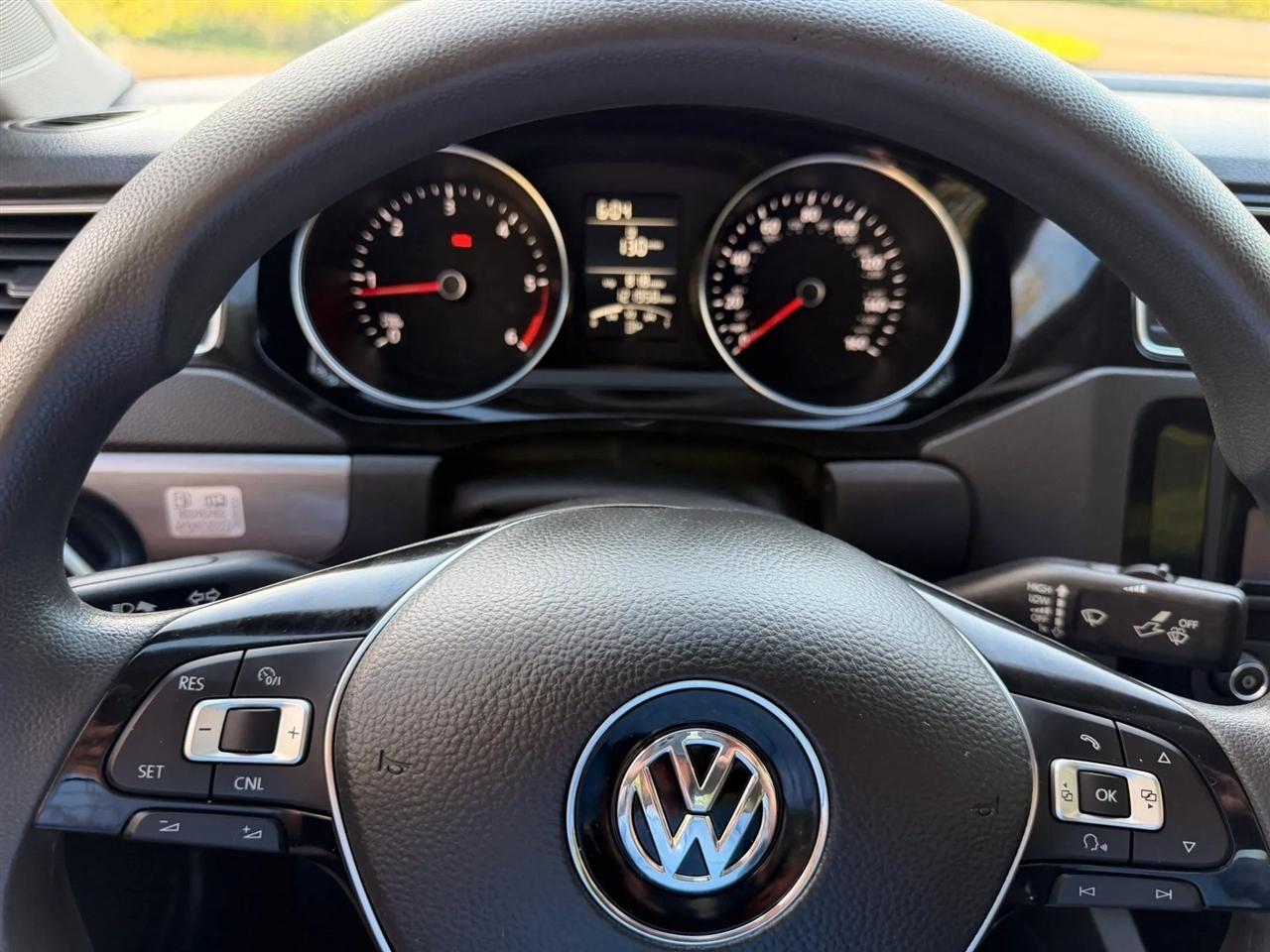 Volkswagen Jetta  2015
