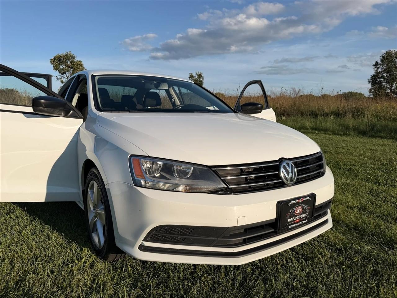 Volkswagen Jetta  2015