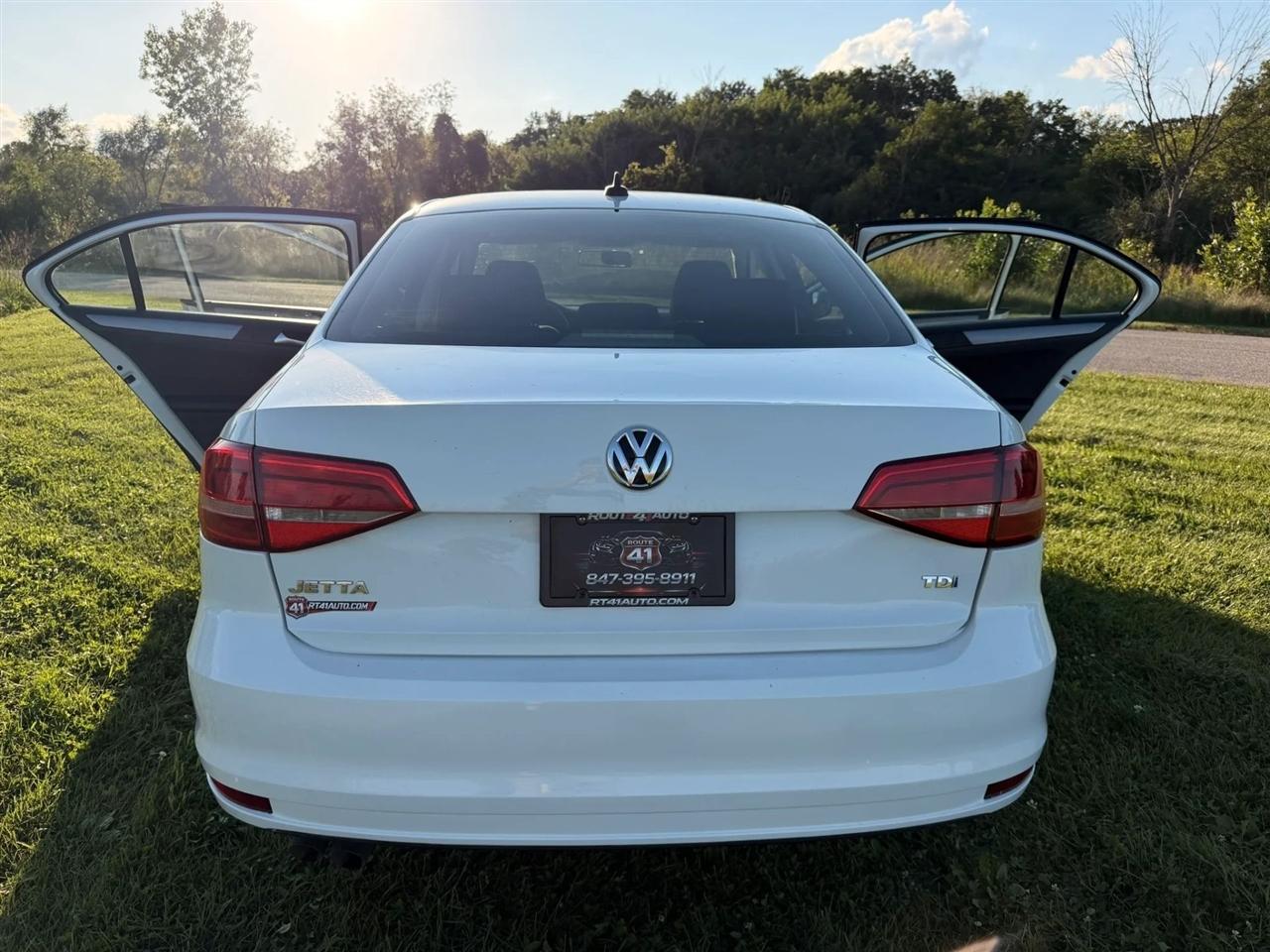 Volkswagen Jetta  2015