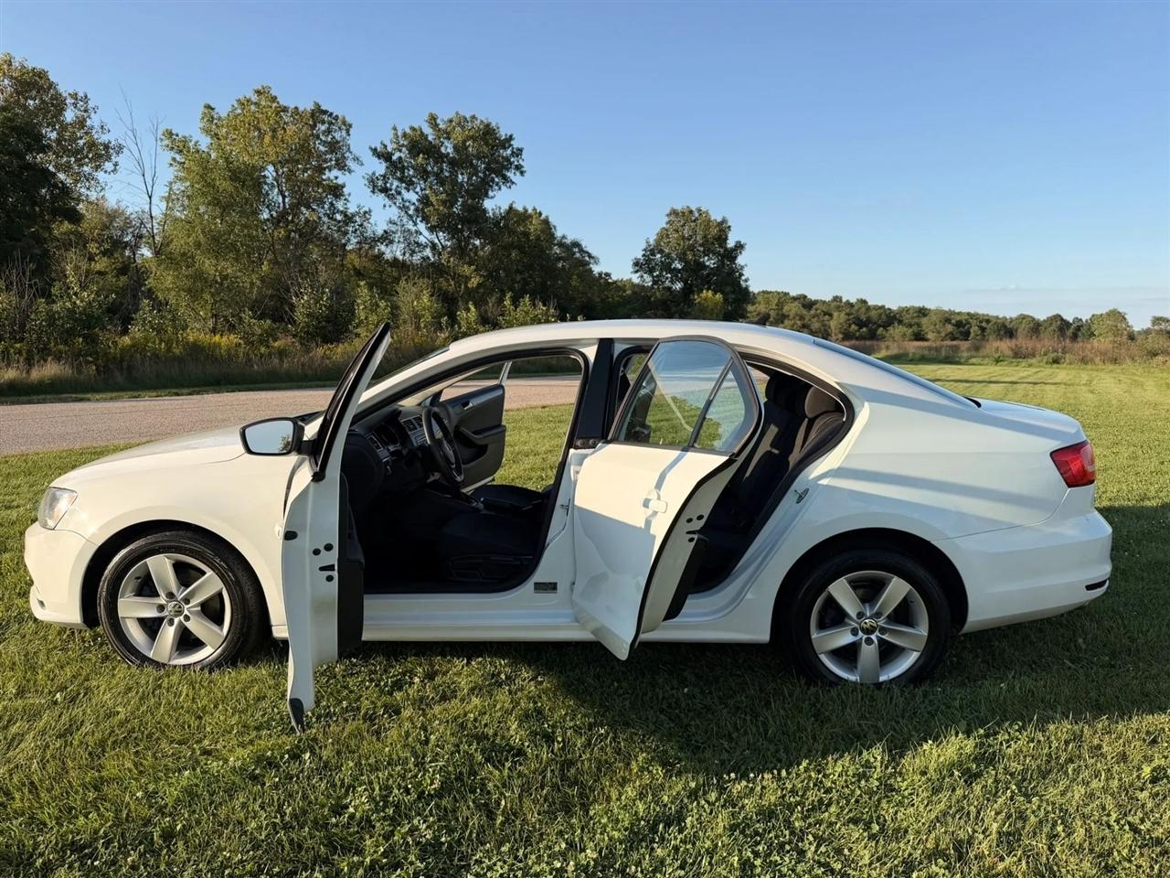 Volkswagen Jetta  2015