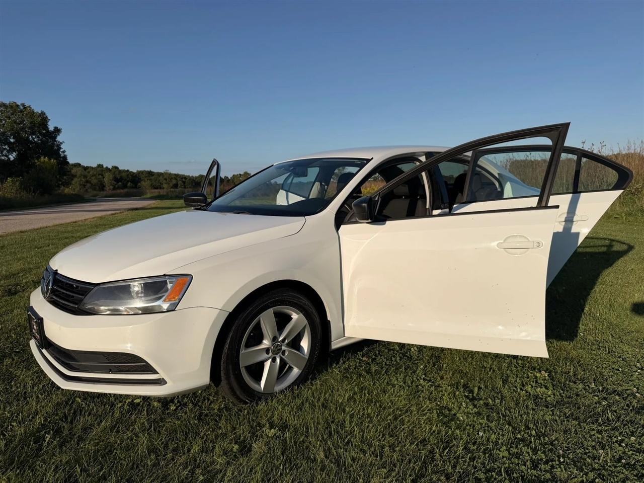 Volkswagen Jetta  2015