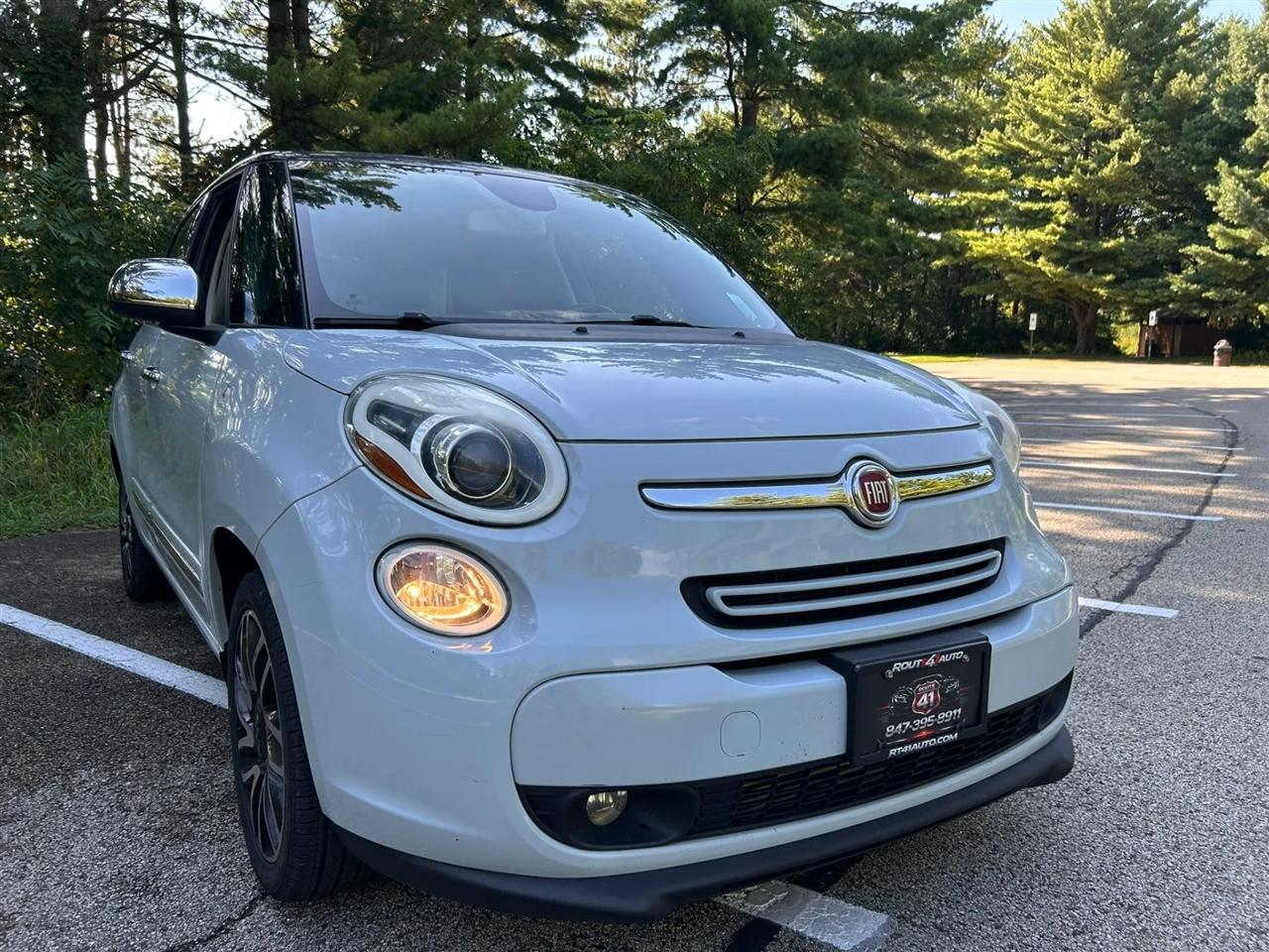 2015 Fiat 500L Lounge Hatchback 4D