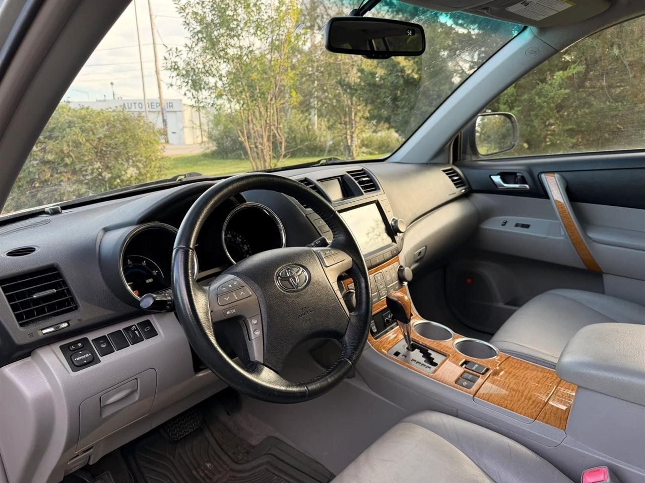 Toyota Highlander Hybrid  2009