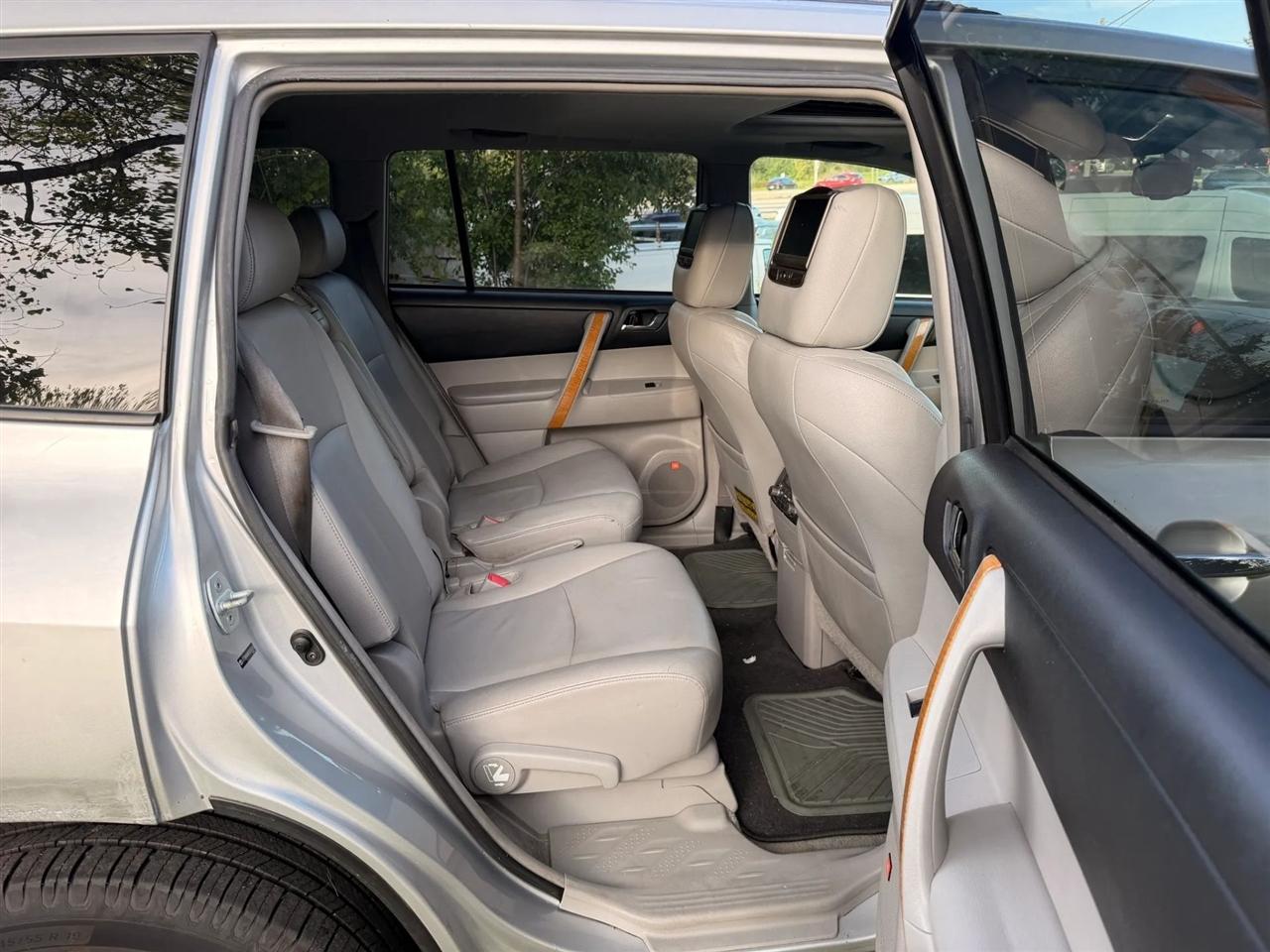 Toyota Highlander Hybrid  2009