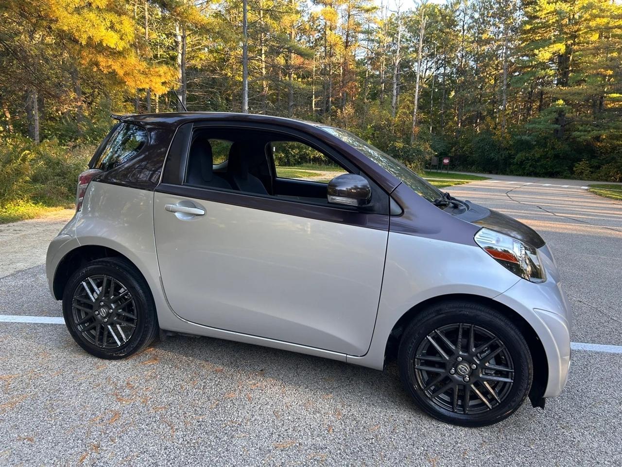 Scion iQ  2014