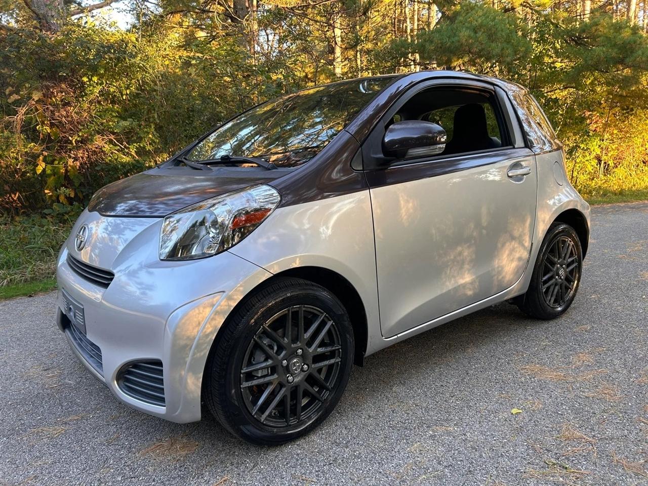 Scion iQ  2014