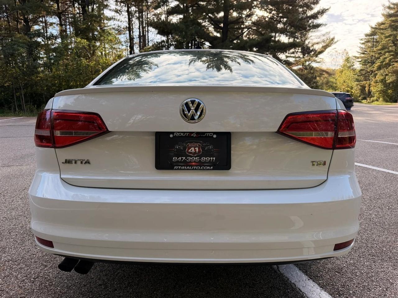 Volkswagen Jetta  2015