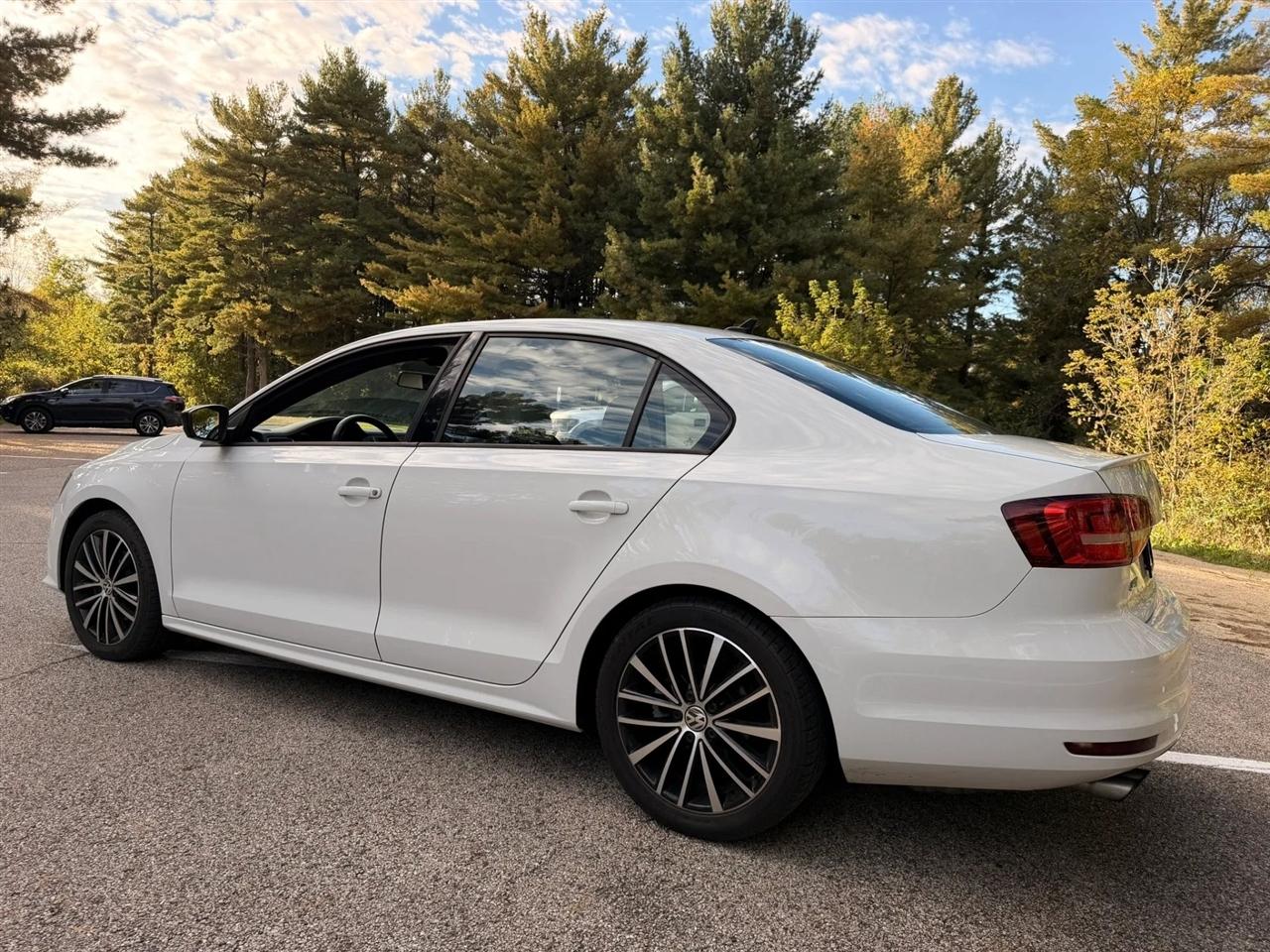 Volkswagen Jetta  2015