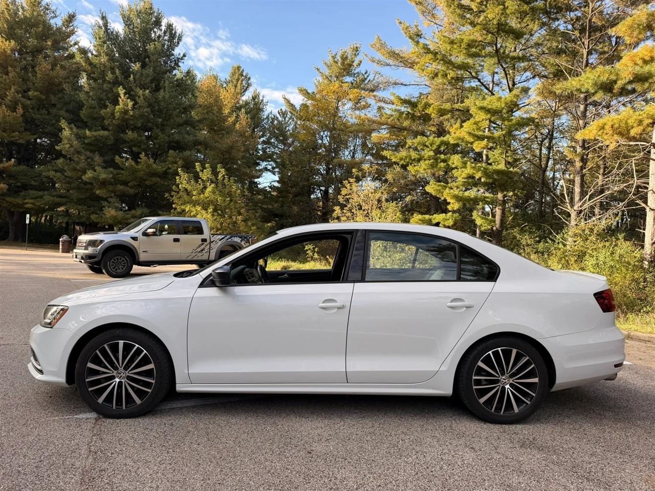 Volkswagen Jetta  2015