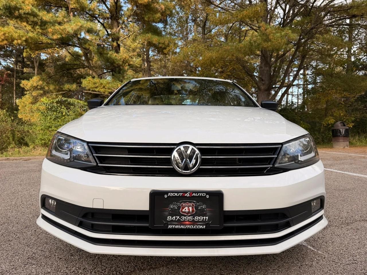 Volkswagen Jetta  2015