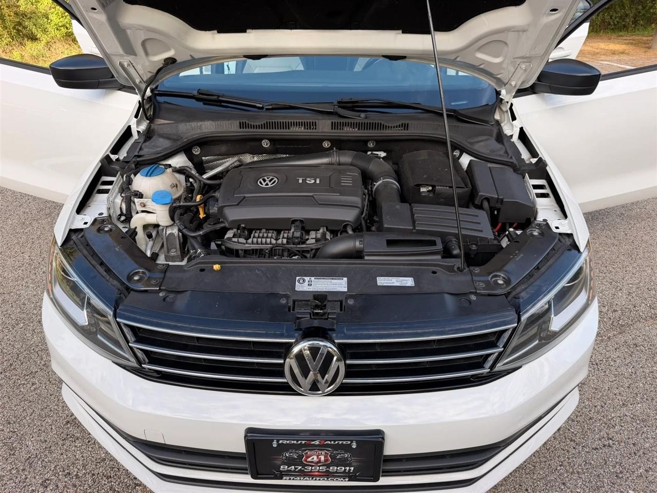 Volkswagen Jetta  2015