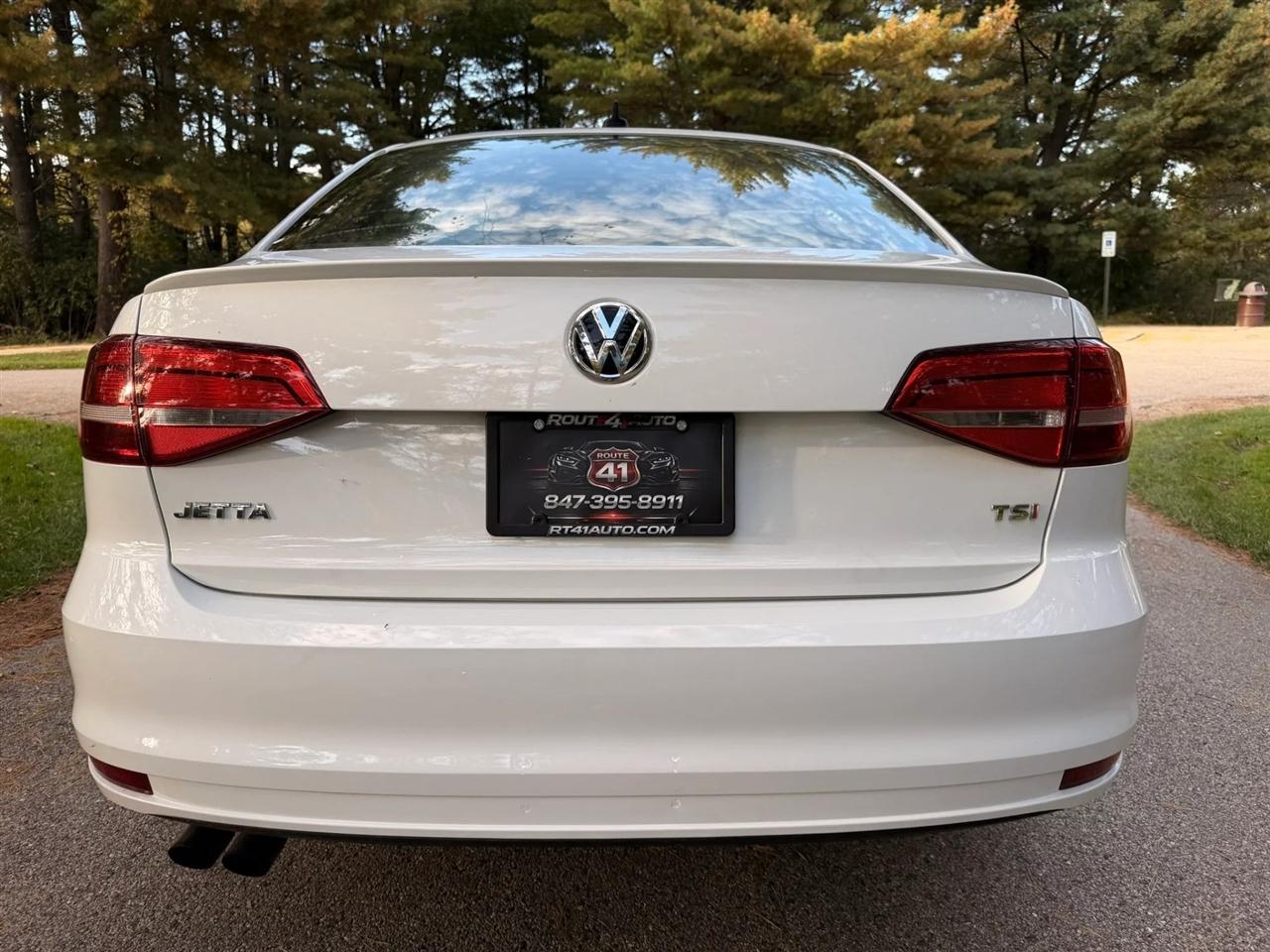 Volkswagen Jetta  2015
