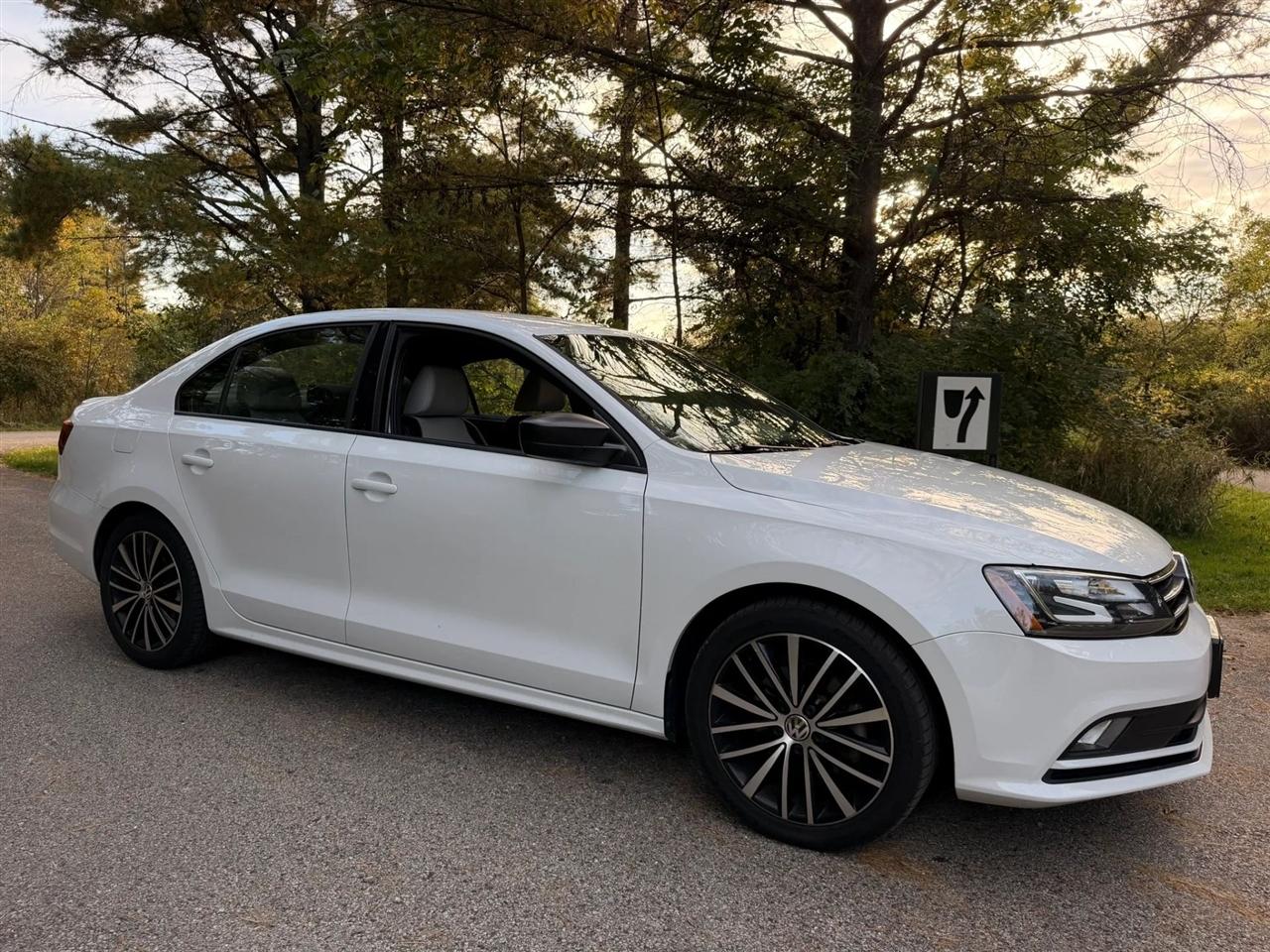 Volkswagen Jetta  2015